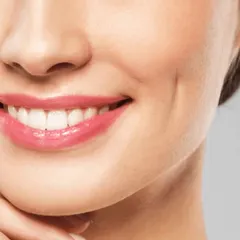A simple dimple can completely transform a smile. Dimple creation is a quick and straightforward procedure that I perform to add a touch of charm and character to the face, resulting in a natural and attractive look.