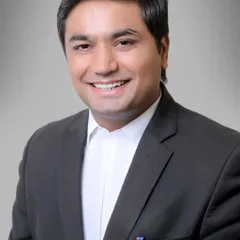 A professional headshot. This is the face of the advocate who will stand by you, giving you straight answers and fighting for your rights.