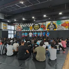 A shot from our Sunday morning workshop, where our coaches shared their knowledge with a large group of enthusiastic students.