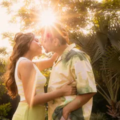 This is the magic we chase. A perfect golden hour portrait where the warm, dreamy light becomes a part of the couple's embrace. We specialize in using natural light to create soft, romantic, and passionate pre-wedding photos.