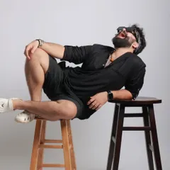 Just channeling my inner book character. A fun shot from a photoshoot that shows my more playful and laid-back side.