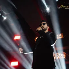 Capturing the stage presence of superstar Mika Singh during his electrifying performance at Studio XO, Dehradun. Our team excels at high-energy concert photography, freezing the peak moments of the show.