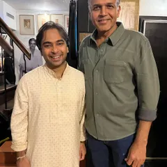 I was honoured to meet the acclaimed film director Ashutosh Gowariker ji. As a longtime fan of his work, his kind words and appreciation for my music meant the world to me.