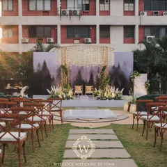 A beautiful video capturing the essence of a minimalist wedding. The decor focused on a clean palette of whites and greens, with soft, ambient lighting creating a romantic and deeply personal atmosphere.