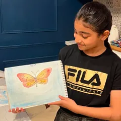 Look at this stunning watercolor butterfly! In our weekday sessions, we explore different subjects and techniques, like blending colors to create these beautiful, delicate wings.