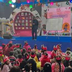 Addressing the students at the World Book Fair. It was inspiring to see them explore the art of caricature and experiment with expressions.