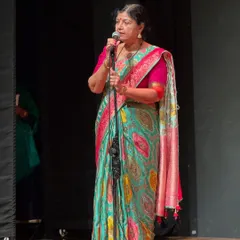 My mother addressing the audience. She is not just a phenomenal dancer but also an articulate speaker who shares the depth and philosophy of Kathak with so much clarity and passion.