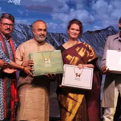 Receiving some lovely gifts after our concert in Dehradun for the Himalayan Samskrit Utsav. We are always grateful for the warmth and hospitality we receive.
