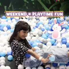 Weekend equals playtime fun! A weekend visit is the perfect way to unwind and let the kids have a blast. This child enjoying our ball pit is the picture of a perfect weekend.