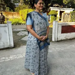 For Supriya Pathak ji's role as Amma in 'Raid 2', the goal was grace and simplicity. I selected this simple printed cotton sari to reflect her character's strength and warmth. A costume should feel like a second skin, not just clothes.