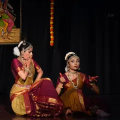 A series of expressive moments from 'Rusali Radha Rusala Madhav', a piece that narrates a loving tiff between Radha and Krishna. Through Abhinaya, we explore the range of emotions from annoyance to reconciliation.