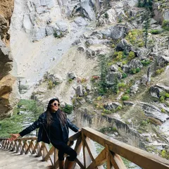 Another shot from my winter trip, showing how a leather jacket is a versatile and essential piece for any travel wardrobe.