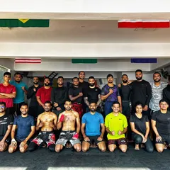 An intense striking MMA session to start the day. Our team is always pushing each other to get better, blending kickboxing and grappling skills.