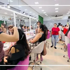 From every angle, our classroom is designed for learning. With ample space and professional setups, students get the real feel of a makeup studio.