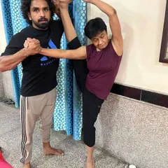 True teaching is a service of guidance. In my YTTC, I provide personal, hands-on adjustments to help you understand the deepest alignment of each posture safely and effectively.