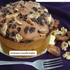 A healthy and delicious walnut and date cake, made without any refined sugar.