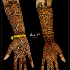 Your mehendi can tell your story. For this bride, I illustrated her journey from Mumbai to Canada, featuring landmarks like the Gateway of India and the CN Tower. Everything is possible!