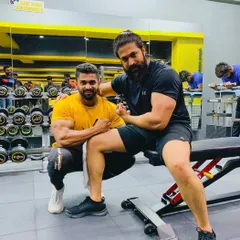 Training with the pride of Karnataka, Yash. It's an honor to work with clients who are at the top of their game and require a physique that matches their star power.