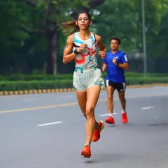 As a hybrid athlete, running is the engine that powers everything. This is me in my element, focused and driving forward. We will build your running endurance with smart, targeted training so you can feel strong and confident, whether it's on the road or between HYROX stations.