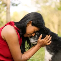 There is a sacred story in every rescue. This moment with Noah, a senior indie dog who found his forever home after a long journey, is a powerful reminder of the resilience of animals and the healing power of love. I am honored to document these transformative adoption stories.