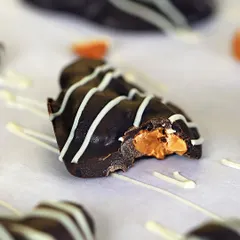 A look inside my irresistible Rock Almond Chocolates. The crunchy almond center is coated in rich, dark chocolate.