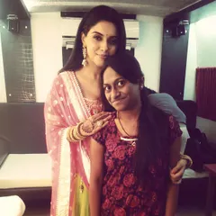 Over my 20 years as a mehendi artist, I have had the pleasure of working with many wonderful clients, including celebrated actress Asin. It is always an honor to be a part of their special events.