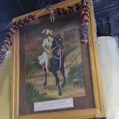 Another portrait of the great Chhatrapati Shivaji Maharaj at the Kalikambal temple. His life is an eternal inspiration for the defence of Dharma.