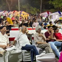 Visitors enjoying a live performance at one of our outdoor events. Creating a festive environment encourages people to stay longer and explore more.