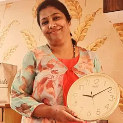 Sometimes the biggest energy blocks come from the smallest things. For this wonderful client, a non-working clock was creating stagnation. By simply identifying and fixing it, we were able to invite positive movement back into her life, a testament to how simple Vaastu remedies can create powerful shifts.