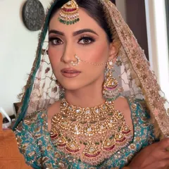 A glamorous look for an Anand Karaj ceremony. This bride wanted defined eyes and a full glam look, and the result was absolutely stunning.