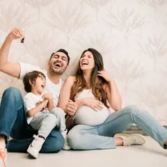 The whole family is bursting with excitement! I make sure to include older siblings in maternity sessions, capturing these genuine moments of laughter and anticipation as you prepare to welcome a new member.