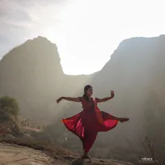 A New Year's photoshoot against a stunning natural backdrop. This image, invoking Lord Shiva, is about setting new goals and dreaming new dreams for the year ahead.
