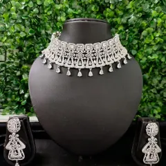 A slightly different angle of this stunning AD choker set, showing the intricate design and the quality of the diamond-like stones.