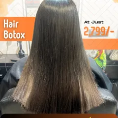 This after shot shows the instant smoothness and deep repair achieved with our Hair Botox. The treatment provides a healthy shine without any damage, giving your hair the luxury it deserves.