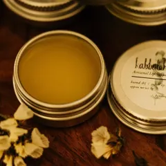 This is my 'Boond' vegan lip balm. It's made with candelilla wax, a plant-based alternative to beeswax, to hydrate and protect parched lips.