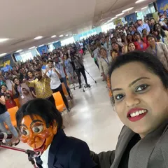 There's no better feeling than this. A selfie with the amazing crowd at L&T Technology Services after a fantastic show. My interactive comedy is perfect for large corporate events and family days.