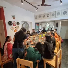 Pottery is a wonderful way for teams to connect. Here is a full house during a corporate workshop, where colleagues got to step away from their desks, get their hands dirty, and create something together in a relaxed, fun environment.