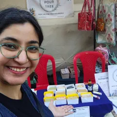 This is my happy place. Behind a table full of my handmade creations, ready to share stories and help you find the perfect product for your skin. Meeting you at community fairs is the reason One Pour Tree exists.