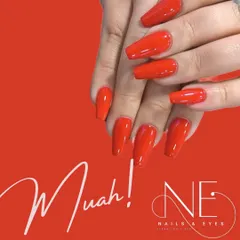 Another look at our classic red, this time on long, coffin-shaped extensions. A bold red nail is always a statement of confidence.