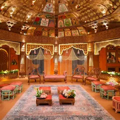 We transformed a hall into a slice of Vrindavan for a Graha Shanti Puja. The custom mandap featured hand-painted Pichwai art, pure Banarasi textiles, and thousands of fresh flowers to create a truly pious and magnificent atmosphere.
