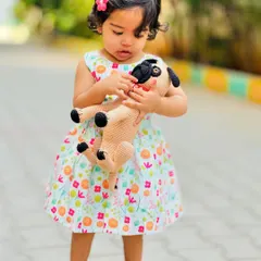 This just melts my heart. A beautiful little girl cuddling the Simba the pug replica I made in memory of her family's beloved pet. These moments are so precious.