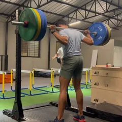 Another shot of my volume work, hitting 150kg for sets of six. Consistency with the fundamentals is the key to breaking through plateaus and building serious leg strength.