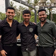 Behind the scenes with fellow artists at an outdoor event. Collaborating and networking with other professionals in the event industry helps me stay creative and deliver a top-tier service.