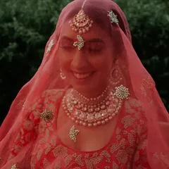 A duplicate of the stunning bride under her veil. This image is so timeless and beautiful, it perfectly represents the elegance of the brides I work with.