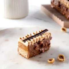 For this hazelnut pastry, I used a clean, minimalist aesthetic with bright lighting to emphasize its elegant structure and delicate details. This style is perfect for premium dessert brands that want to convey quality and sophistication.