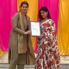 Receiving a certificate of appreciation at Shaheed Rajguru College for judging their annual fest. Being recognized for my role as an adjudicator is always a great honor.