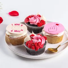 Our Valentine's cupcakes are almost too cute to eat! Featuring adorable messages and intricate frosting, they are a sweet way to show you care.