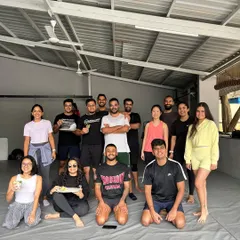 What's the best way to follow up a tough Sunday workout? A pizza party, of course. Here's the crew enjoying some well earned, freshly baked pizza.