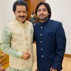 With the Padma Bhushan awardee, the great singer Udit Narayan. I had the honor of performing with him for a very special event in New Delhi.
