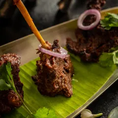Indulge in our Mutton Lamp Chops, a true testament to the art of grilling. Marinated in a robust blend of spices and cooked until perfectly tender and juicy, these chops are an unforgettable starter for any occasion.